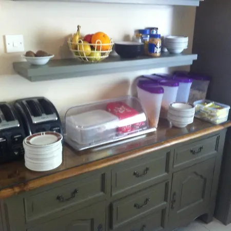 Abbey Bed & Breakfast 3*