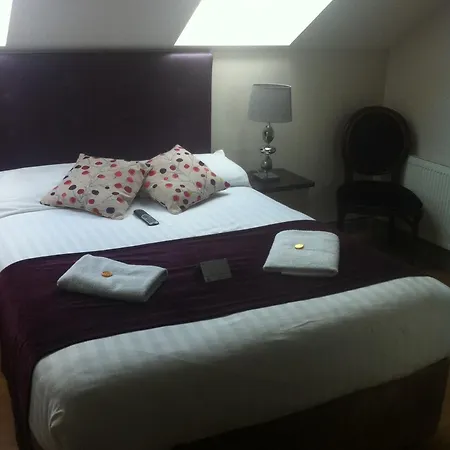 Bed & Breakfast Abbey 3*