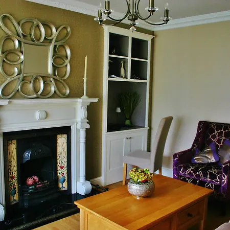 Abbey Bed & Breakfast 3*