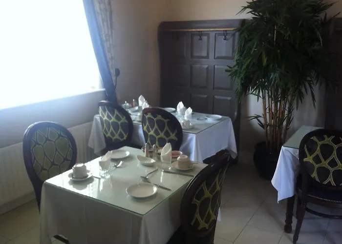 亚比小屋食宿酒店